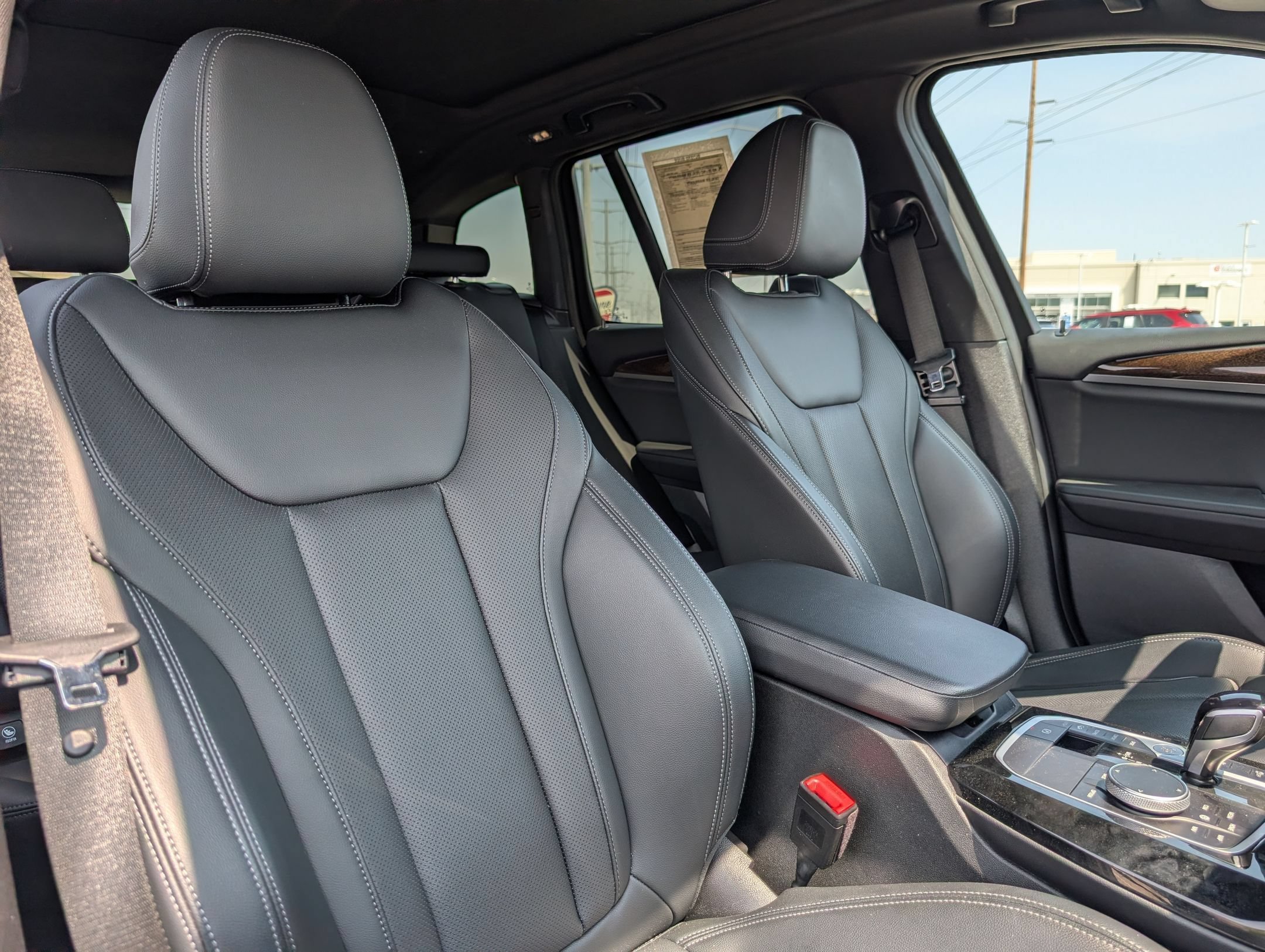 Used 2023 Phytonic Blue Metallic BMW xDrive30i image 31