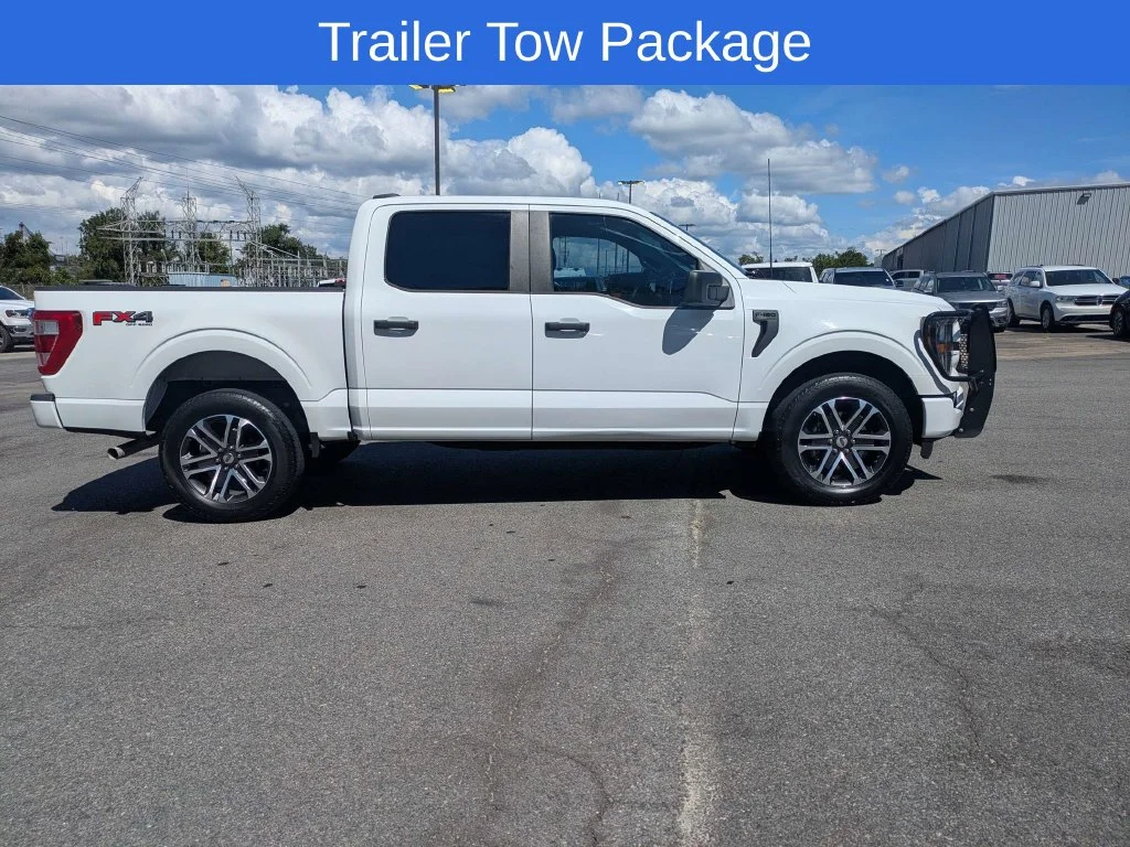 Used 2023 White Ford XL image 3