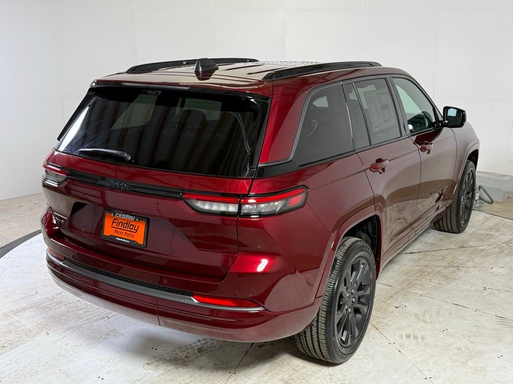 New 2026 Velvet Red Pearl-Coat Exterior Paint Jeep Limited Reserve image 7