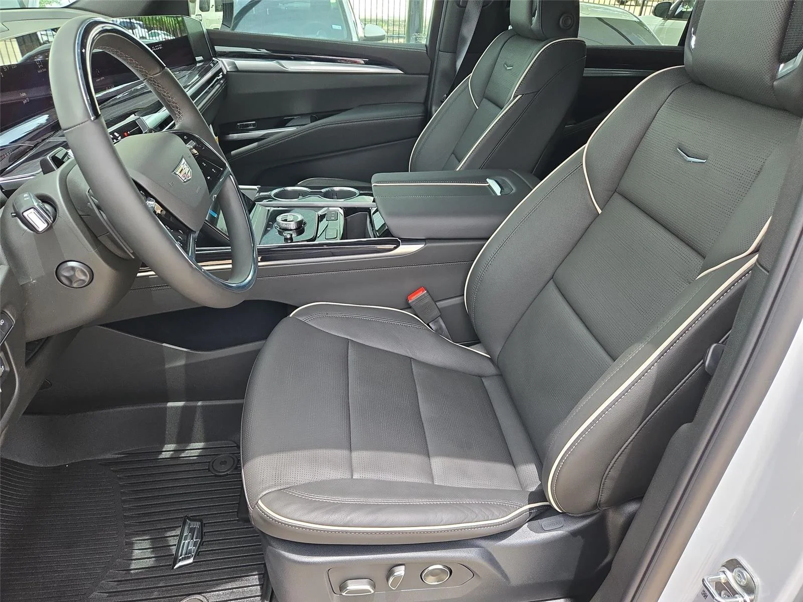 2026 Cadillac Escalade ESV Sport - Photo 28