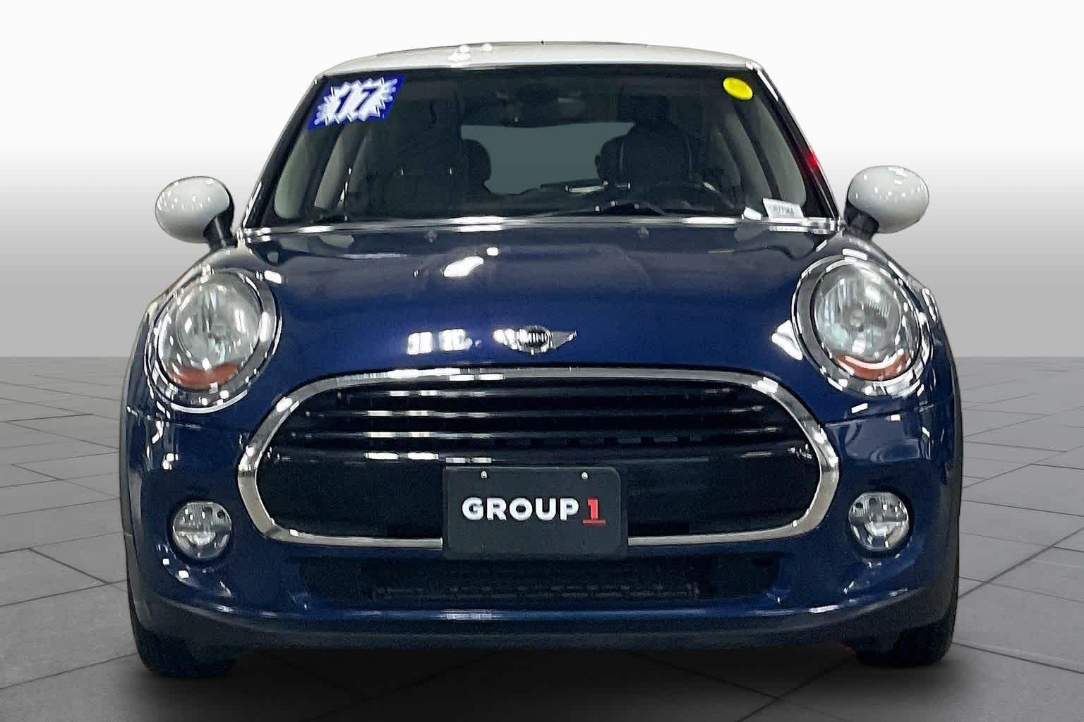 Used 2017 Deep Blue Metallic MINI Cooper image 4