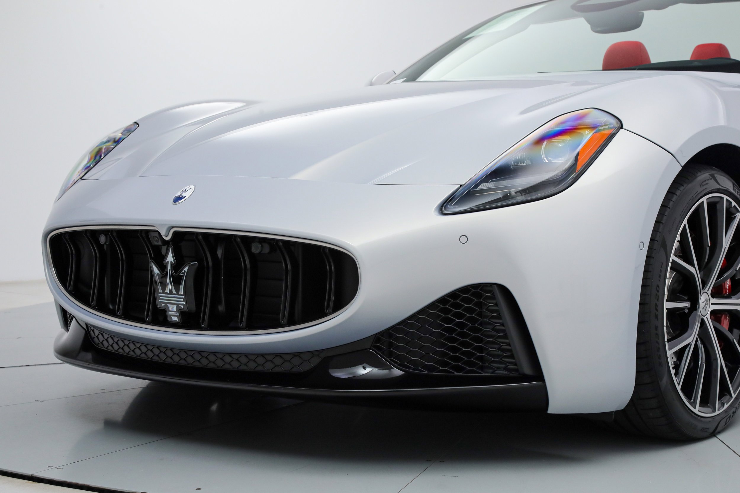 Used 2026 White Maserati  image 11
