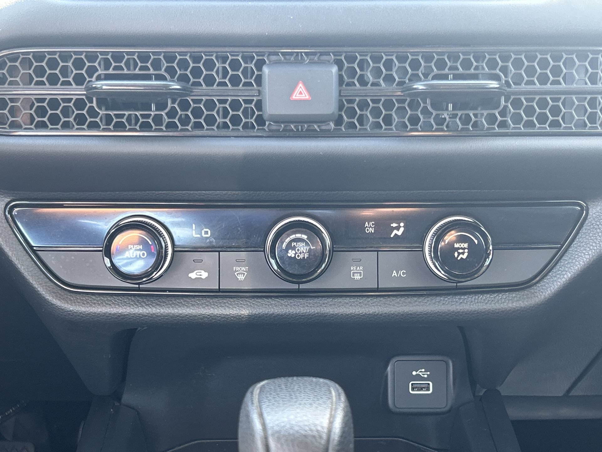2025 Honda HR-V LX - Photo 41