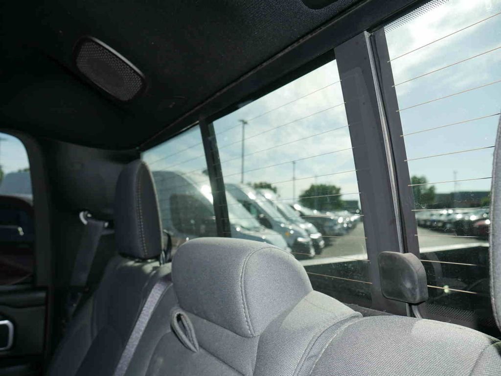 Used 2023 White Ram Big Horn/Lone Star image 17