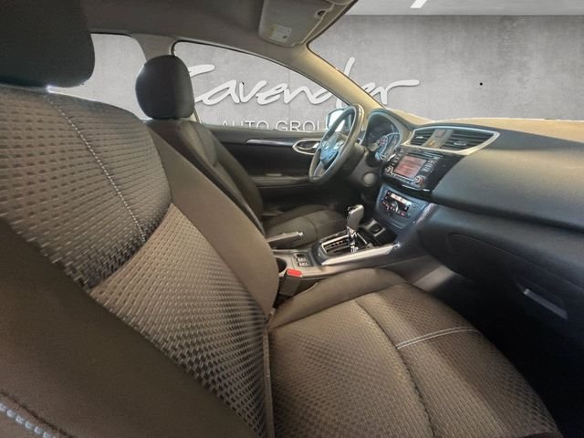 Used 2018 White Nissan SR image 25