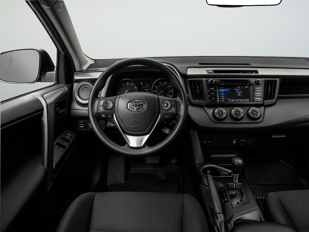 Used 2018 Silver Toyota LE image 45