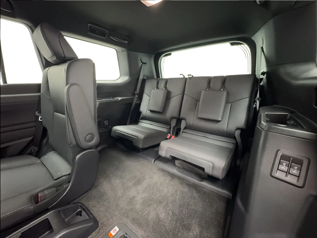 Used 2024 Silver Lexus 550 Premium+ image 28