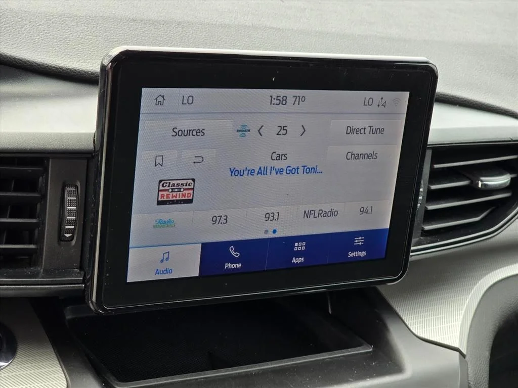 Used 2020 White Ford XLT image 4