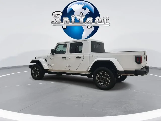 New 2026 Bright White Clear-Coat Exterior Paint Jeep Sahara image 3