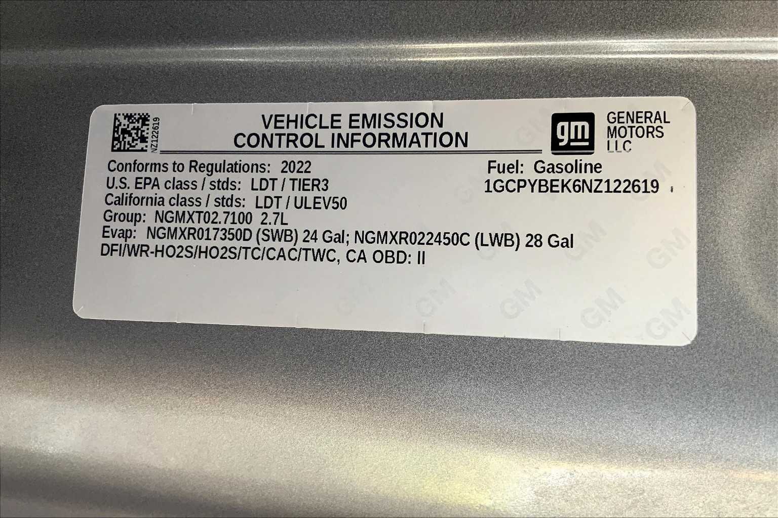 Used 2022 Satin Steel Metallic Chevrolet Custom image 33