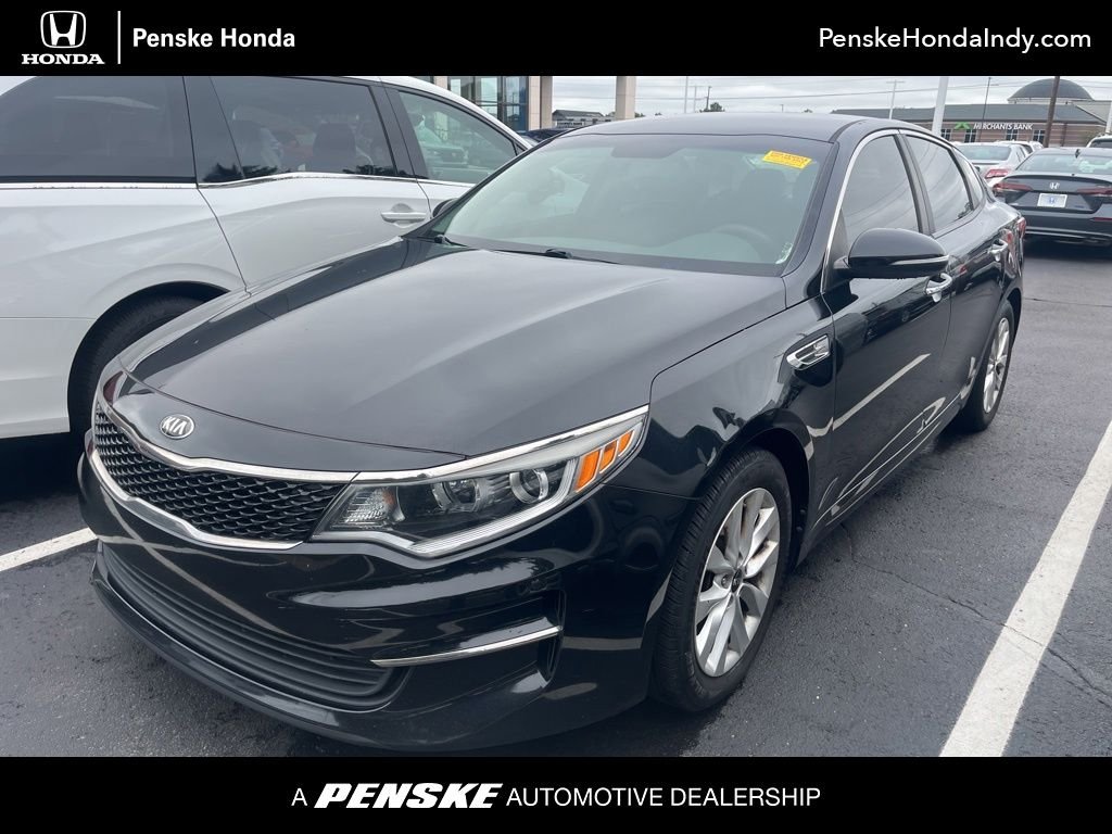 2017 Kia Optima LX AT's photo
