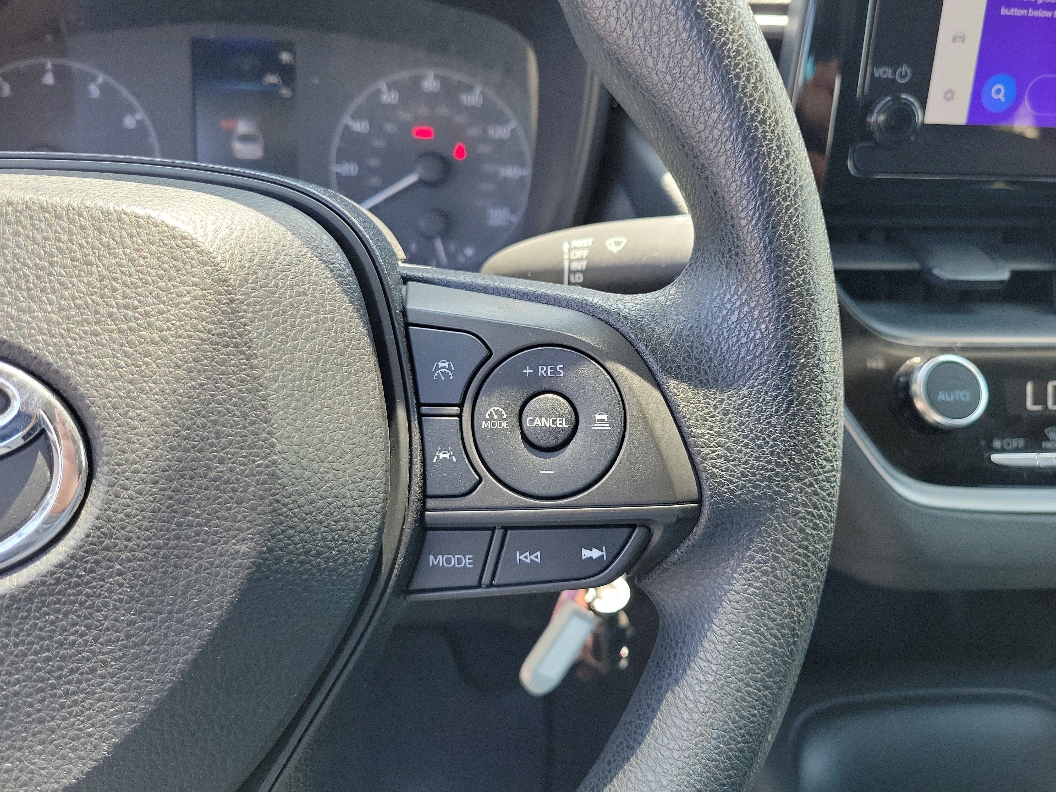 Used 2023 Blueprint Toyota LE image 23