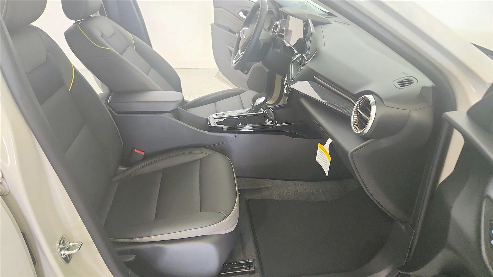 2026 Chevrolet Trax Activ - Photo 36