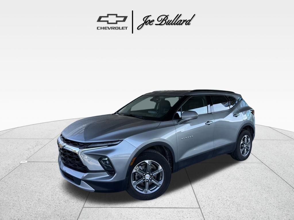 2024 Chevrolet Blazer 2.0T 2LT FWD's photo