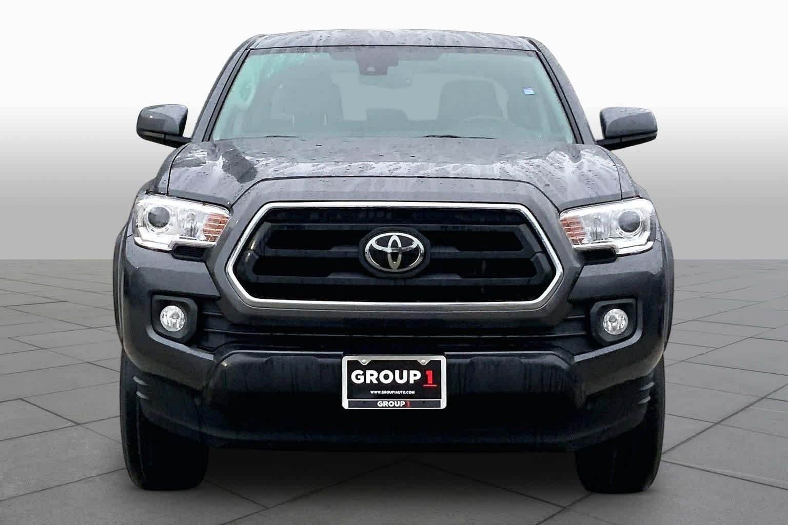Used 2022 Magnetic Gray Metallic Toyota SR5 image 4