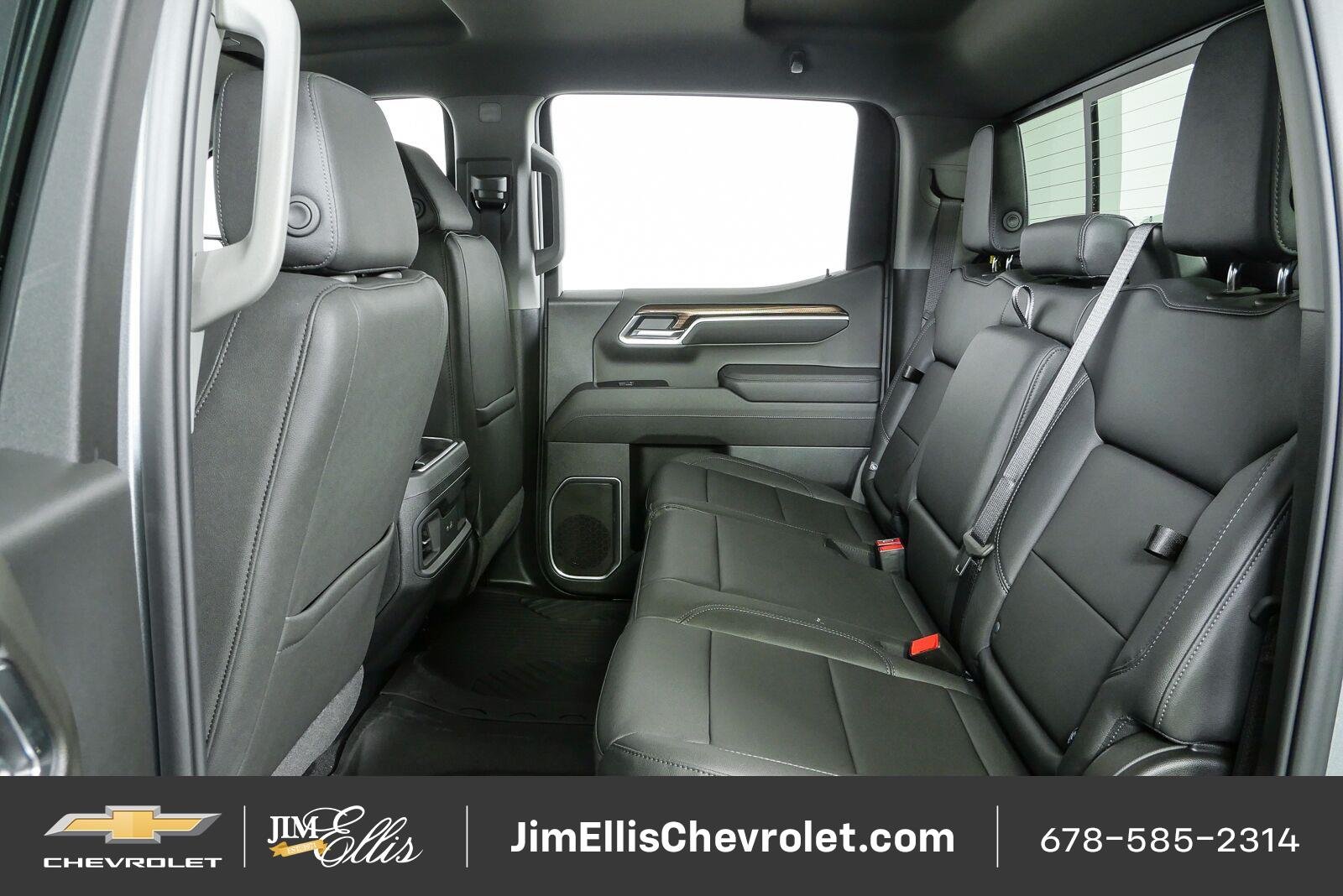 New 2026 Sterling Gray Metallic Chevrolet LT image 18