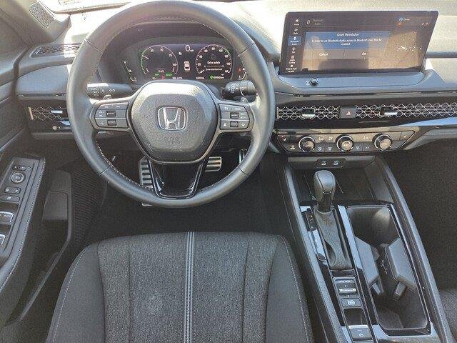 Used 2026 Platinum White Pearl Honda Sport image 22