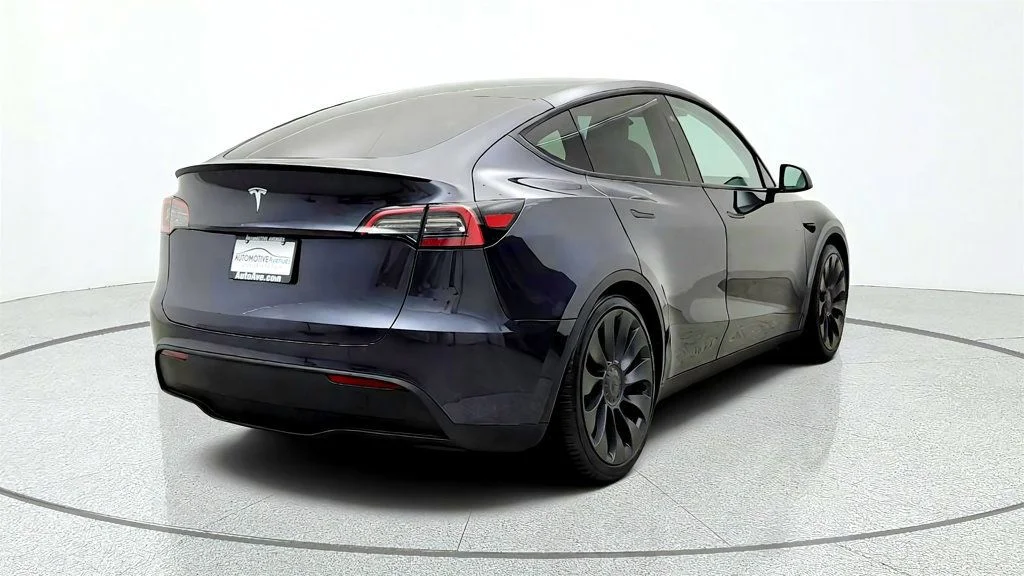 Used 2024 Stealth Grey Tesla Performance AWD w/ White & Black Interior image 5