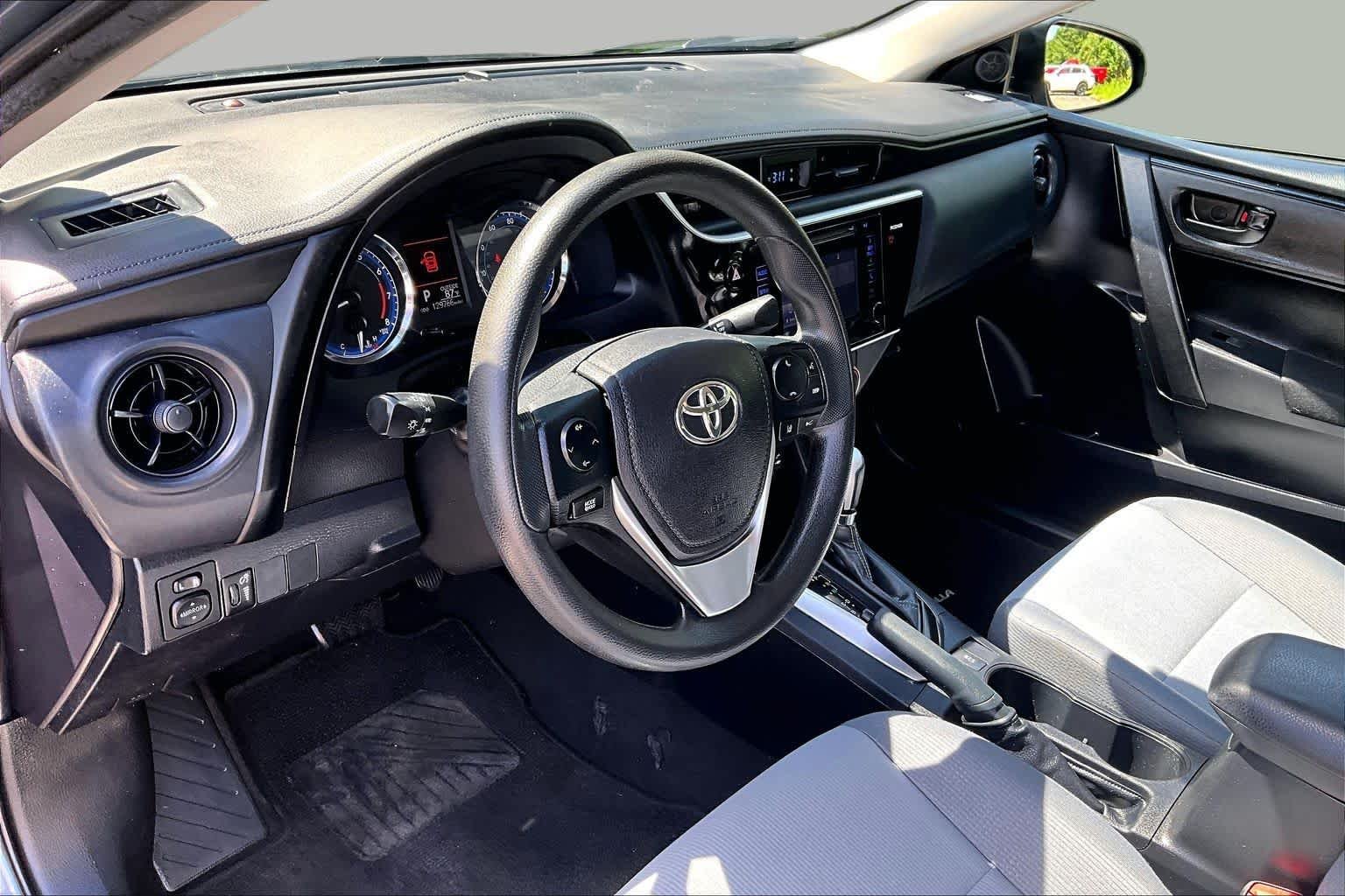 Used 2017 Slate Metallic Toyota L image 16