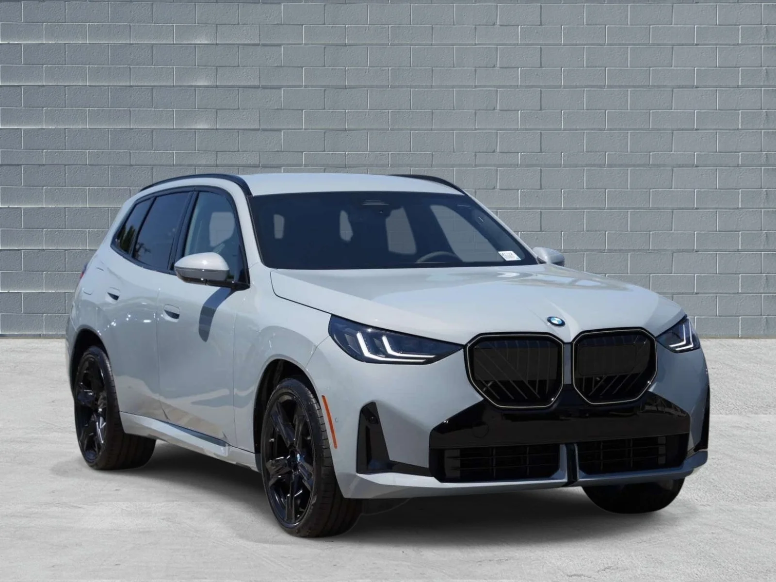 2026 BMW X3 30 XDRIVE's photo