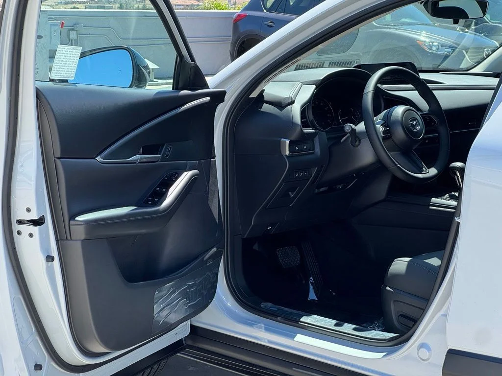 New 2026 White Mazda 2.5 S Select Sport image 8