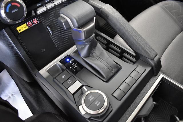 Used 2025 White Toyota SR5 image 21