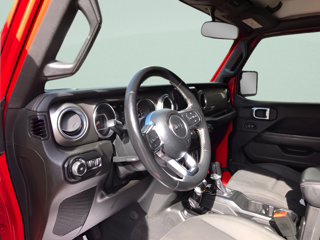 Used 2019 Red Jeep Unlimited Sahara image 15