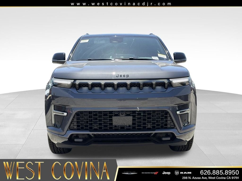 New 2026 Baltic-Gray Metallic Clear-Coat Exterior Paint Jeep Upland image 3