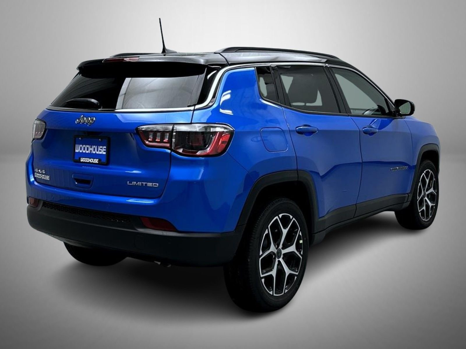 New 2026 Hydro Blue Pearl-Coat Exterior Paint Jeep Limited image 5