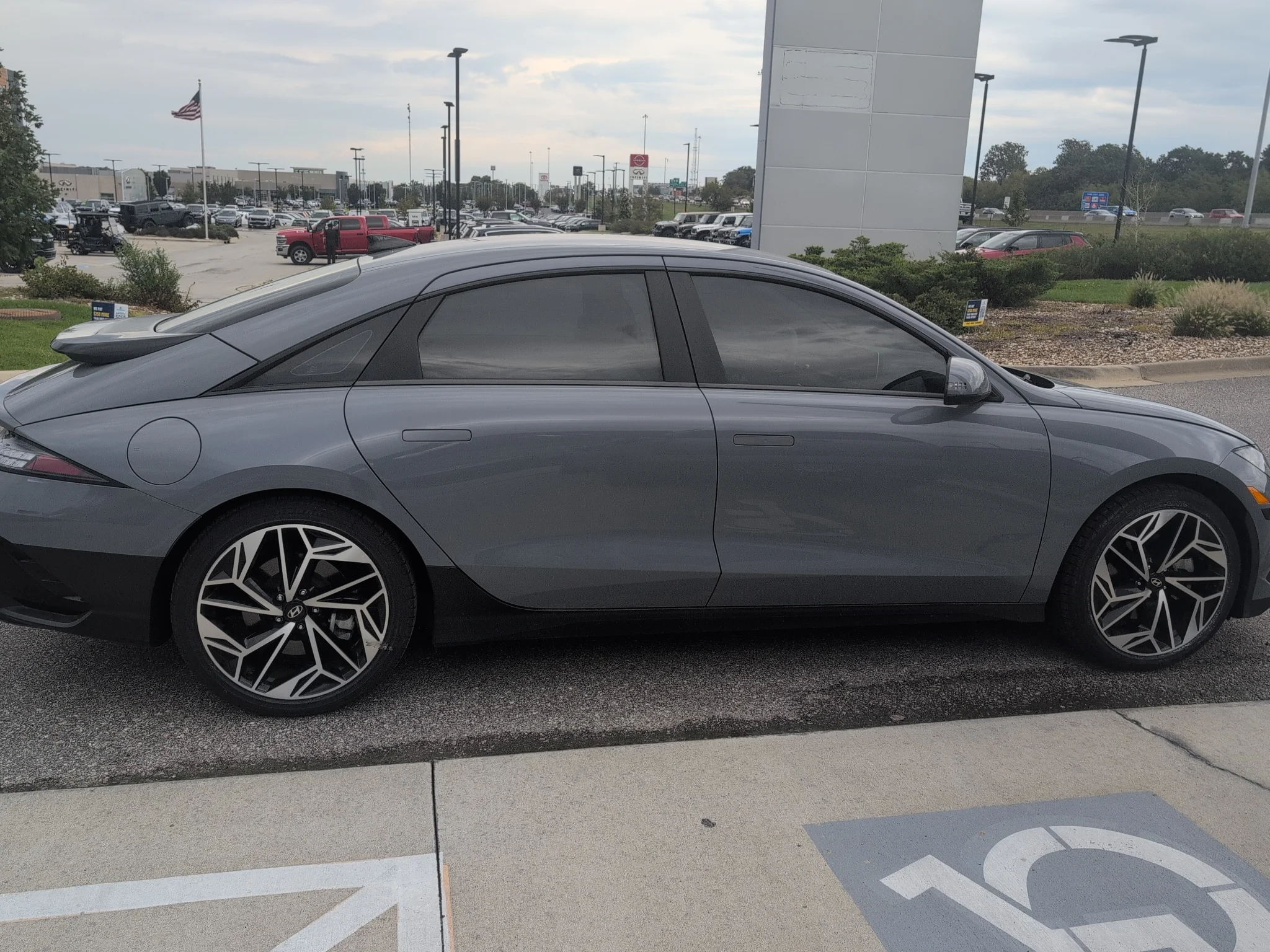 Certified Used 2023 Transmission Blue Hyundai SEL image 4