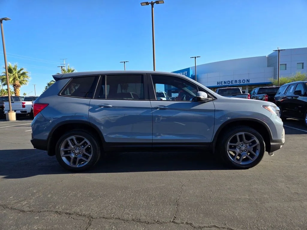 Used 2023 Gray Honda EX-L image 7