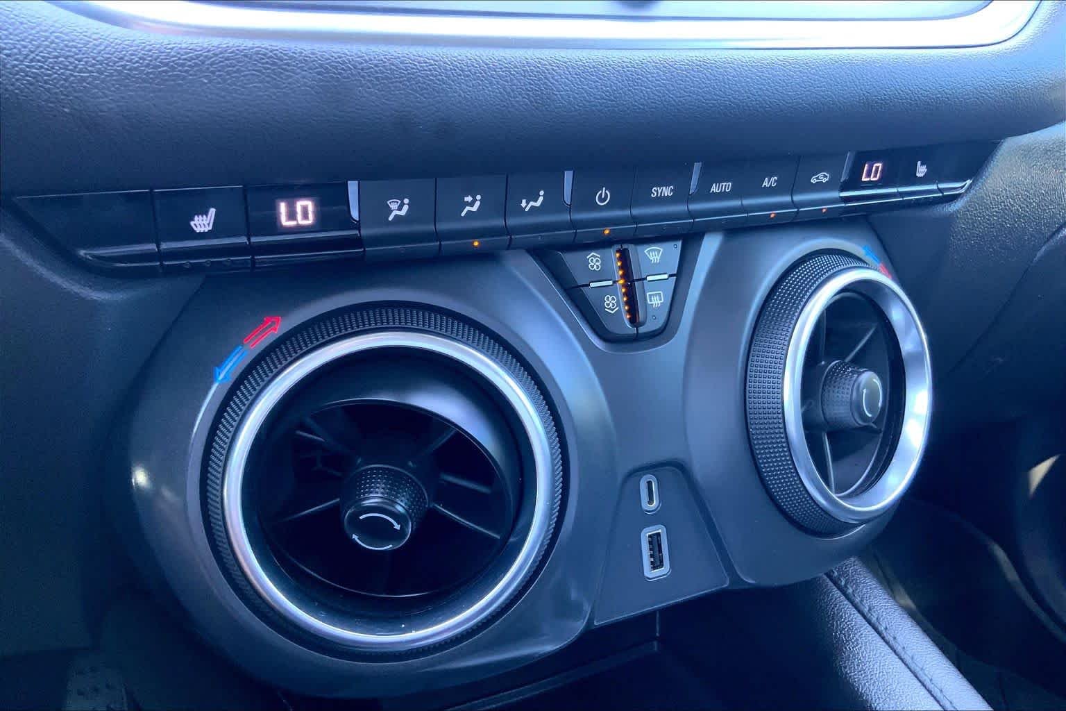 Used 2022 Summit White Chevrolet LT image 34