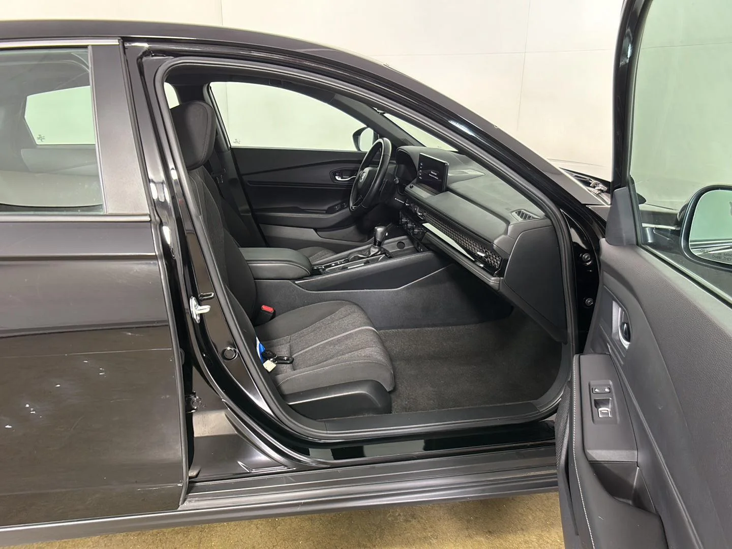 Used 2023 Crystal Black Pearl Honda Sport image 16