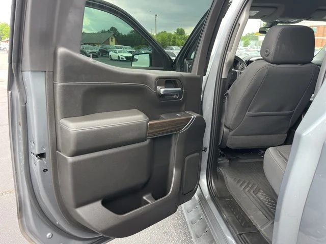 Used 2021 Gray Chevrolet RST image 8