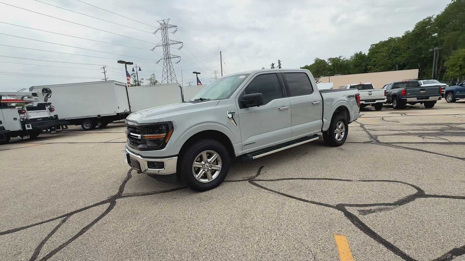 2024 Ford F-150 XLT - Photo 4