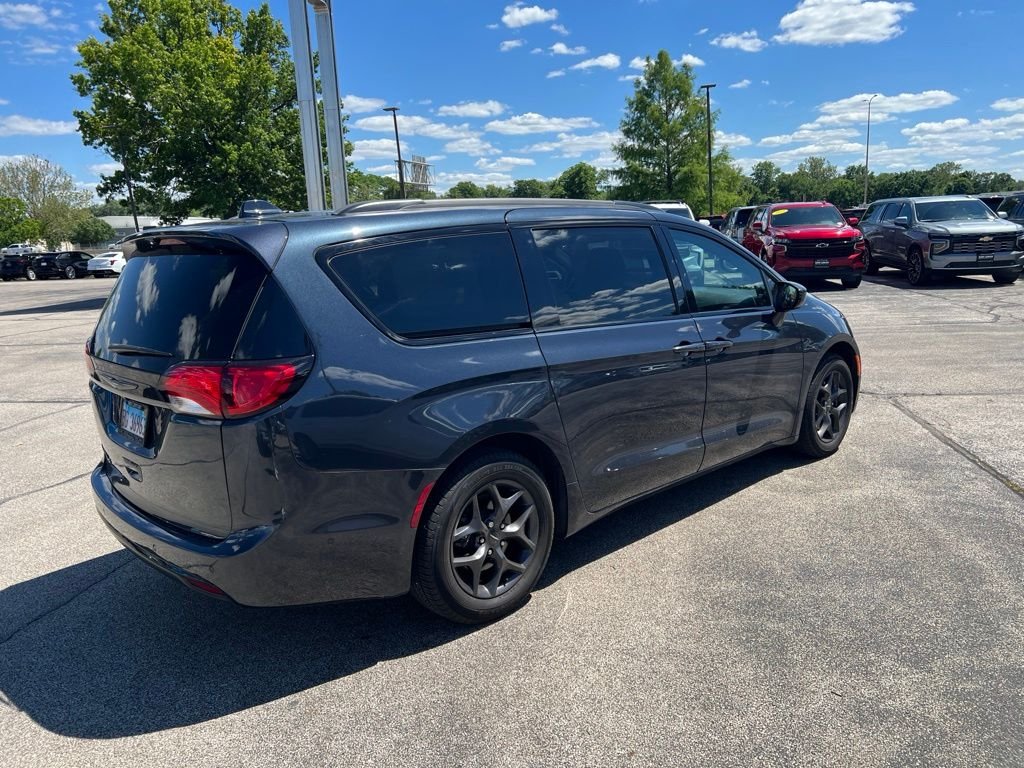 Used 2020 Gray Chrysler Touring L Plus image 6