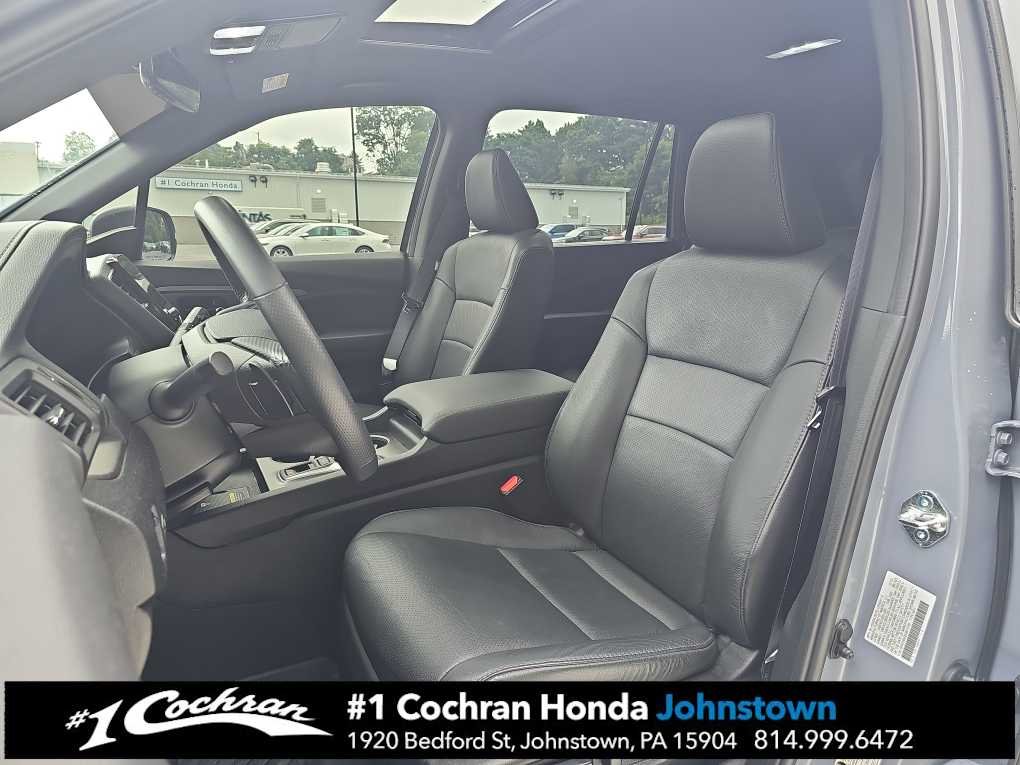 Used 2025 Sonic Gray Pearl Honda EX-L image 20