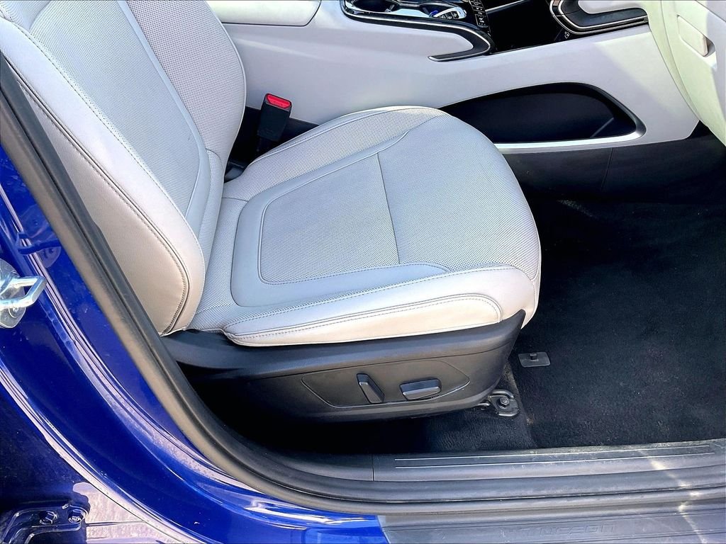 Used 2024 Intense Blue Hyundai Limited image 36
