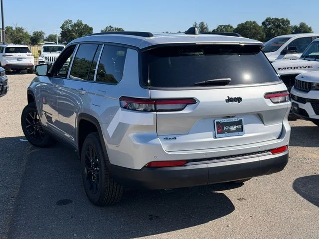 New 2026 Silver Zynith Exterior Paint Jeep Laredo image 9