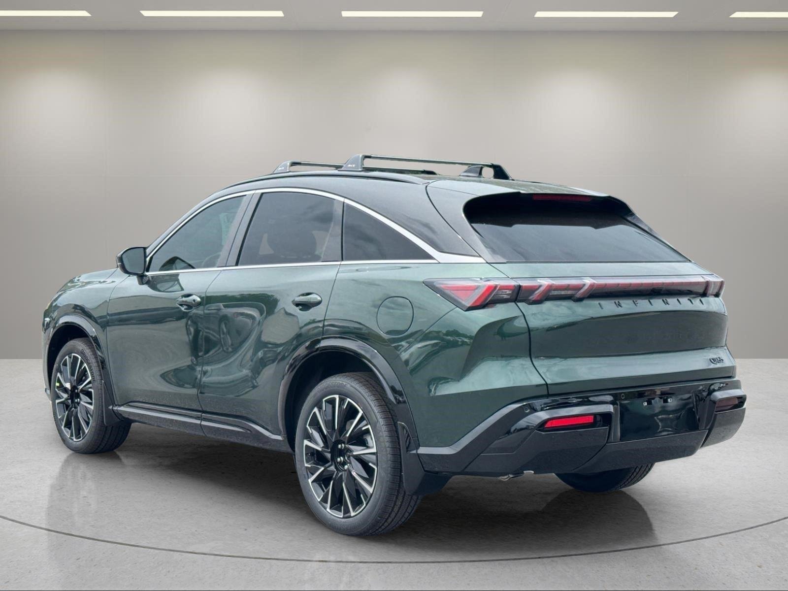 New 2027 2T DEEP EMRD INFINITI Autograph AWD image 3