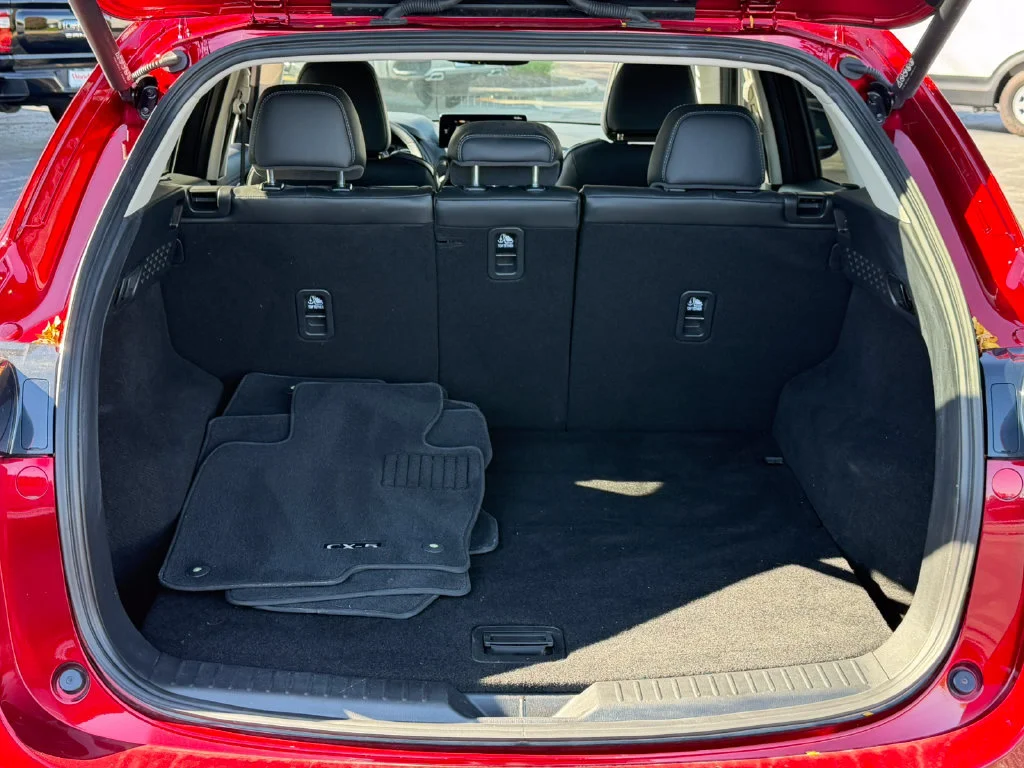 2025 Mazda CX-5 S Preferred package - Photo 10