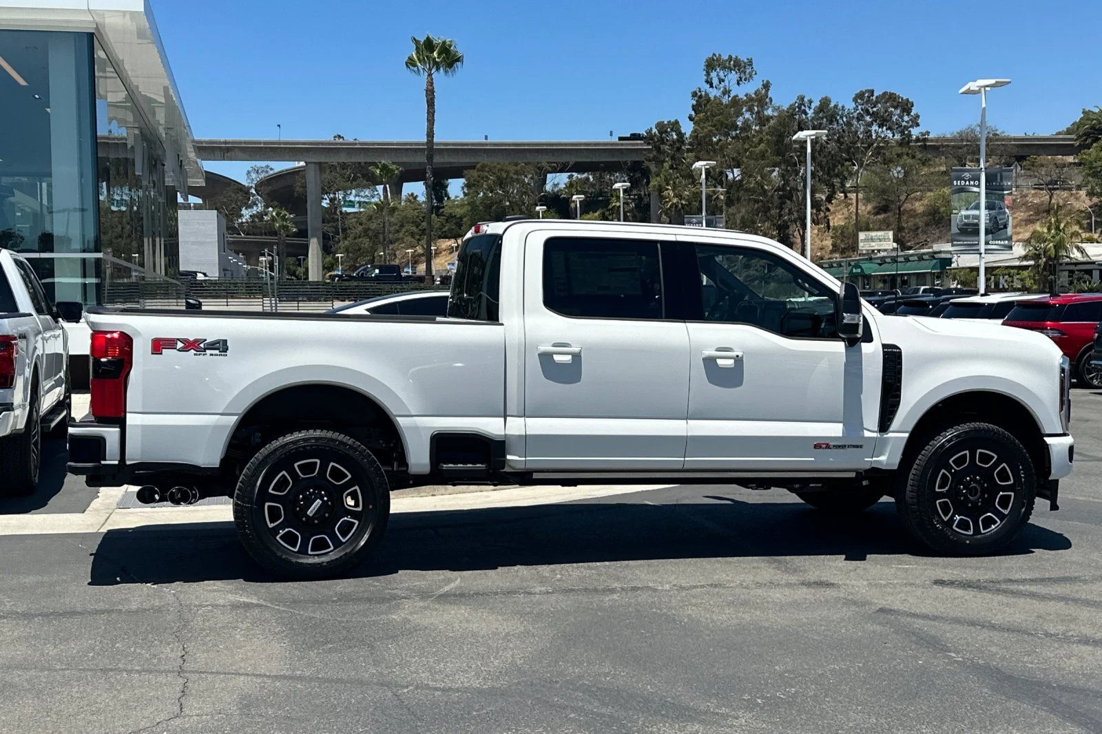 New 2026 Star White Metallic Tri-Coat Ford F-250® Platinum® image 2