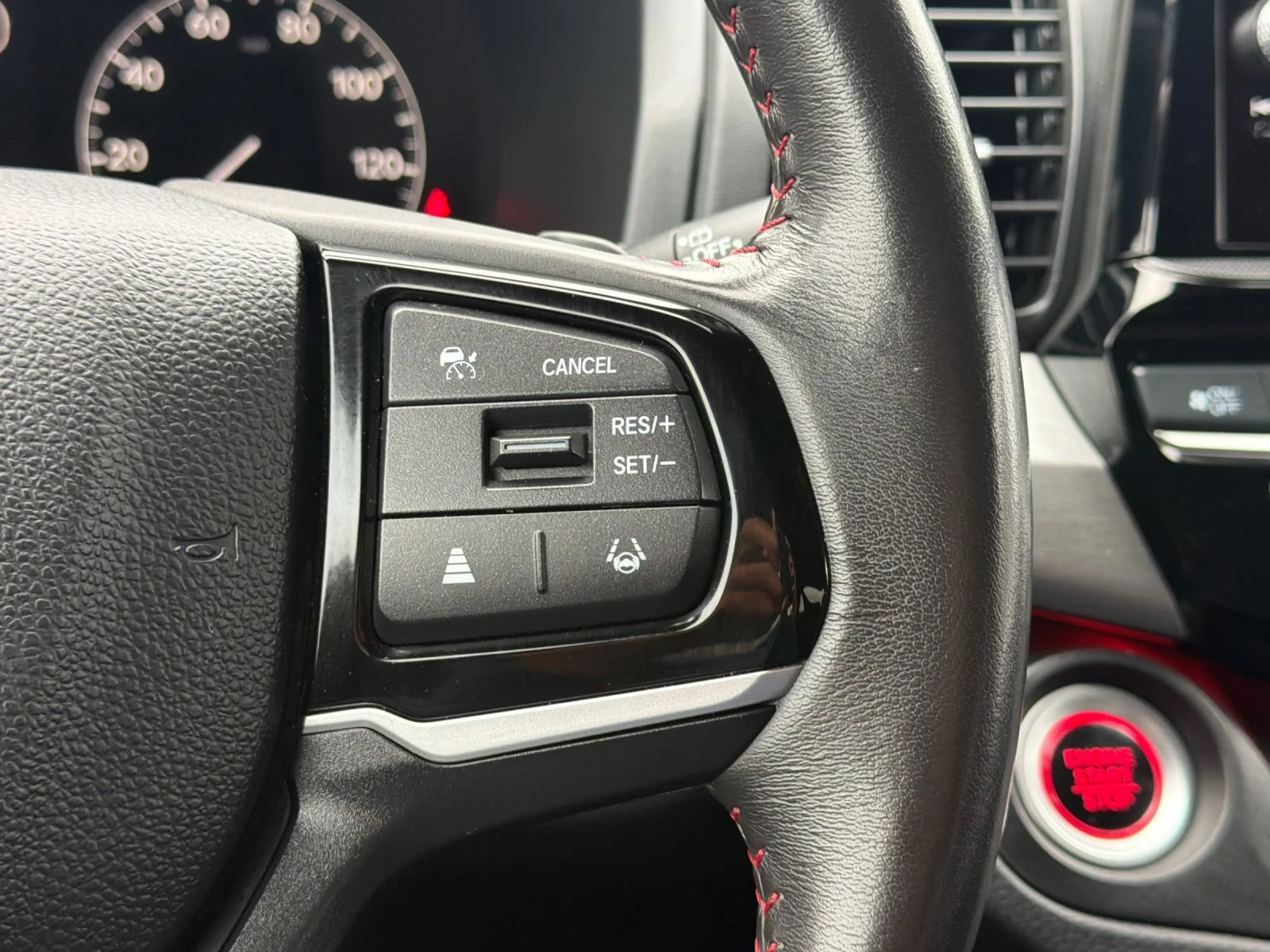 Used 2025  Honda Sport-L image 30