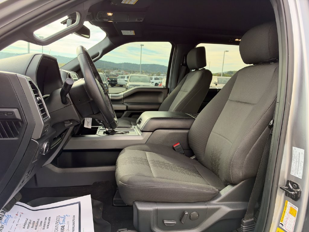 Used 2020 Silver Ford XLT image 8