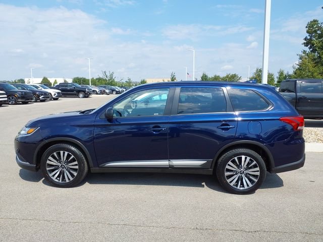 2020 Mitsubishi Outlander ES - Photo 8