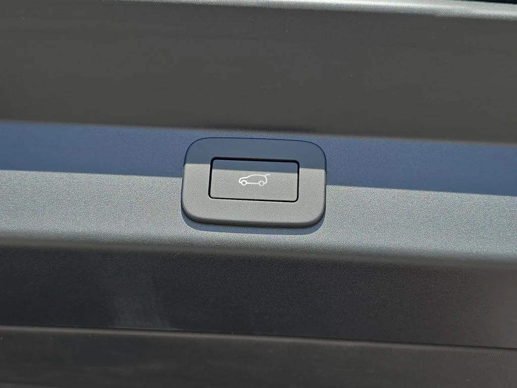 2025 Land Rover Range Rover Sport SE - Photo 13