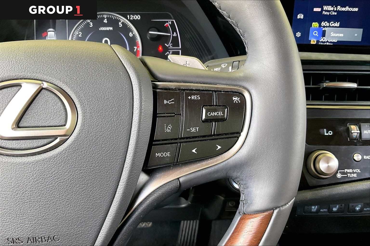 Used 2024 Eminent White Pearl Lexus Luxury image 22
