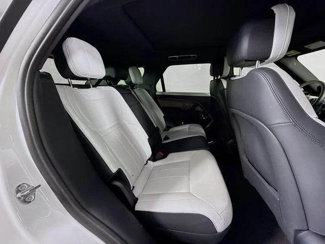 Certified Used 2025 White Land Rover Dynamic SE image 29