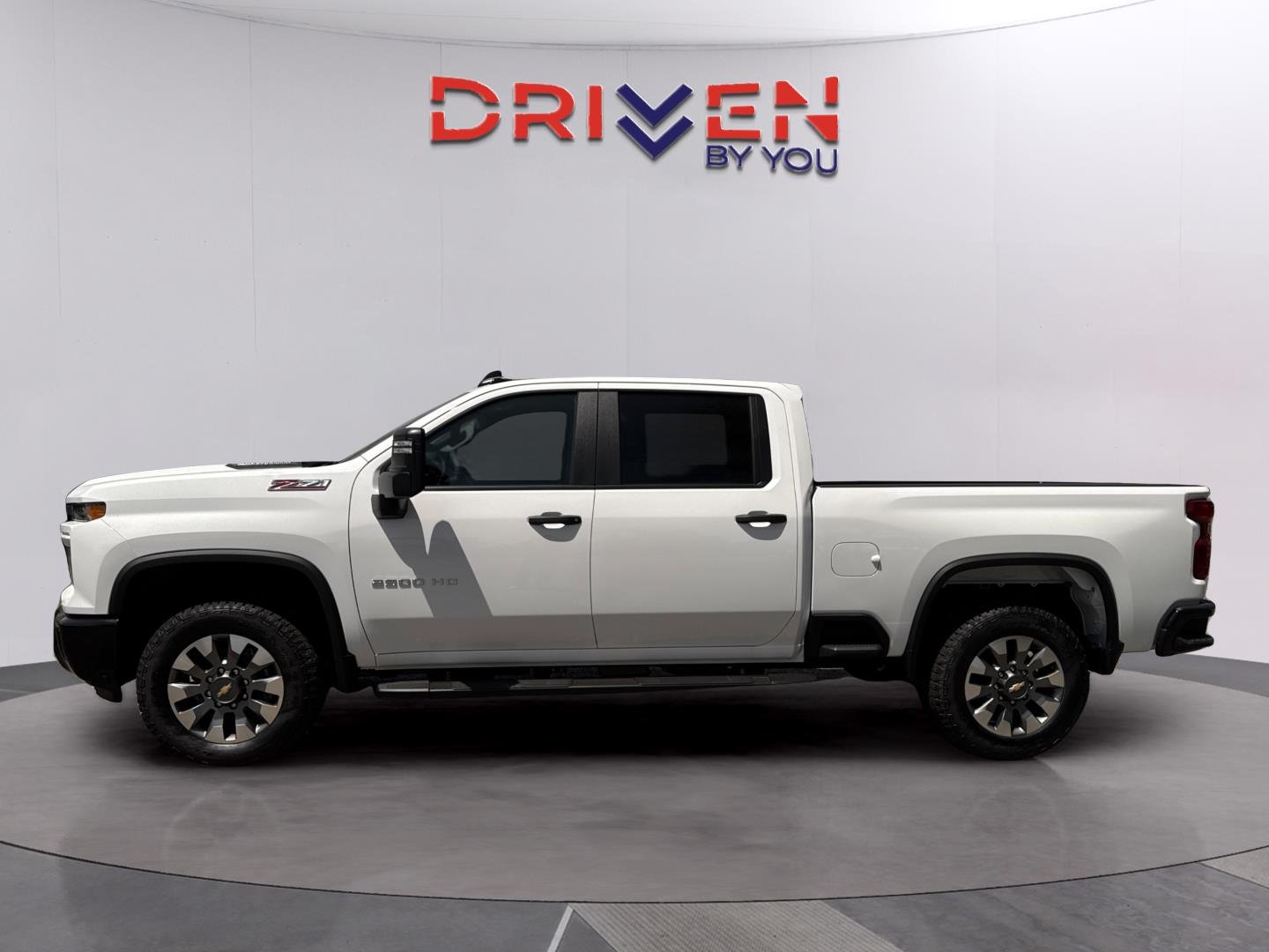 New 2026 Summit White Chevrolet Custom image 2