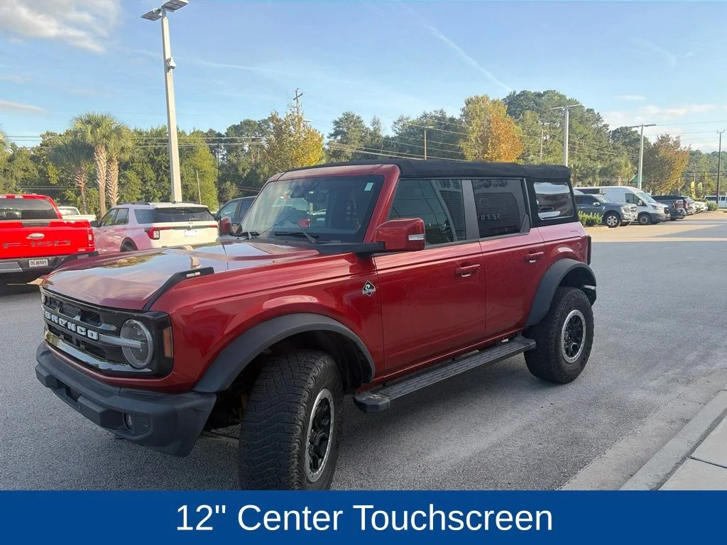 Used 2022 Hot Pepper Red Metallic Tinted Clearcoat Ford Outer Banks image 4